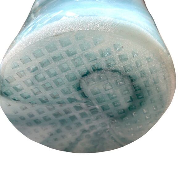 Vintage Collectible Murano Art Glass Handkerchief Vase - Picture 2 of 7